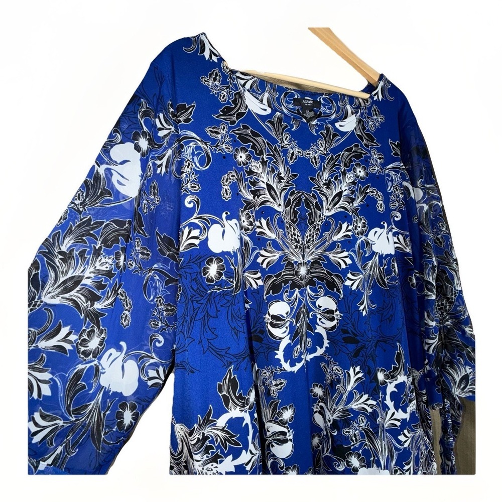 Alfani Woman's Floral Scoop Neck Blouse Size 3X 3/4 Tie Sleeves Tucked Bottom - Picture 2 of 7